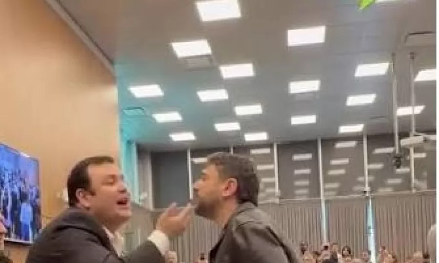 Grabois se cruz&oacute; con libertarios y la pelea sigui&oacute; con Milei en redes