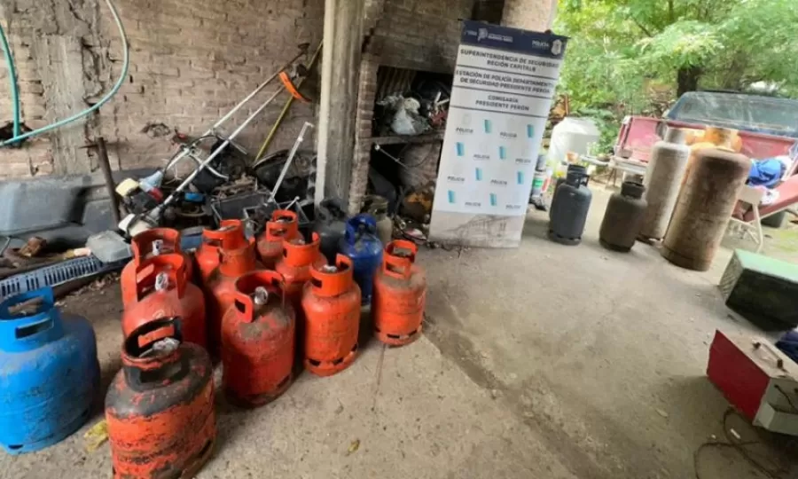 Allanaron un dep&oacute;sito clandestino de garrafas