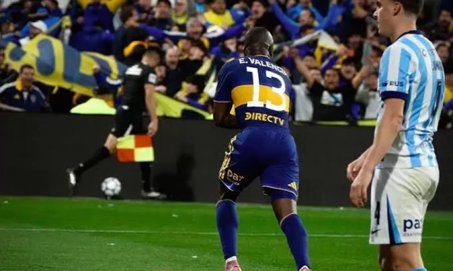 Boca le gan&oacute; a Racing con tres goles de Enner Valencia y jugar&aacute; las semifinales de la Copa Argentina