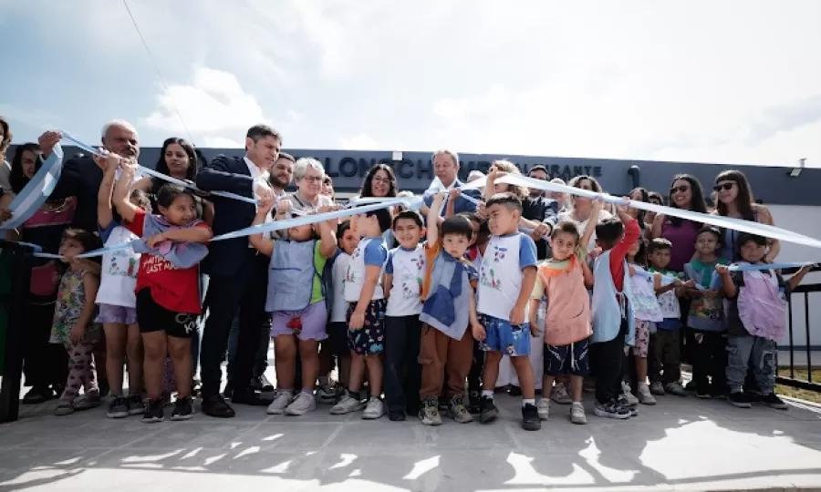 Kicillof redobló sus críticas a Nación por el ajuste en educación y las obras escolares frenadas