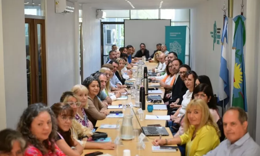 Kicillof ofreci&oacute; un 9% de aumento a los docentes bonaerenses