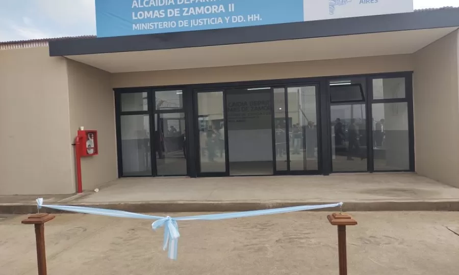 Estando preso, amenazaba a su ex pareja