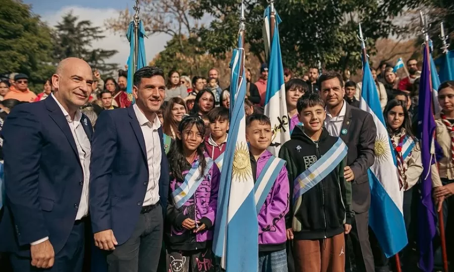 Con una gran fiesta patria, el Municipio celebr&oacute; un nuevo aniversario de la Revoluci&oacute;n de Mayo