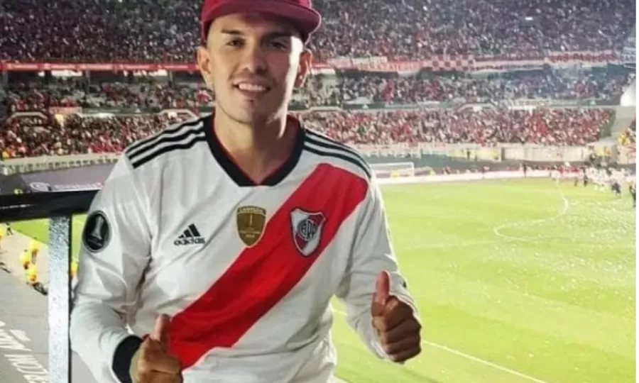 Com&iacute;a un pancho frente al lavadero de un amigo y lo mataron de tres tiros