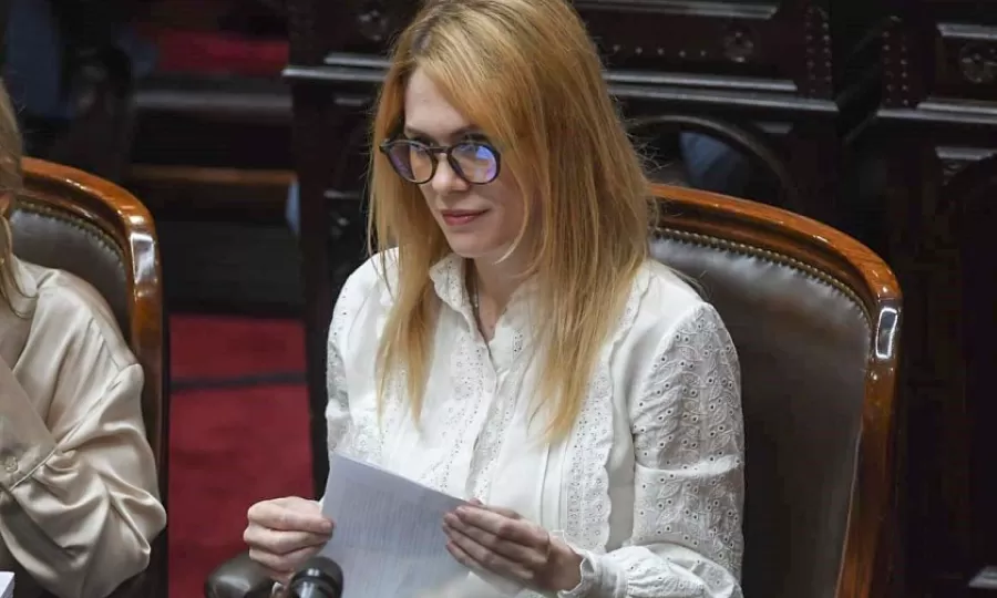 Piden expulsar a Lemoine del Congreso por mofarse de los vuelos de la muerte