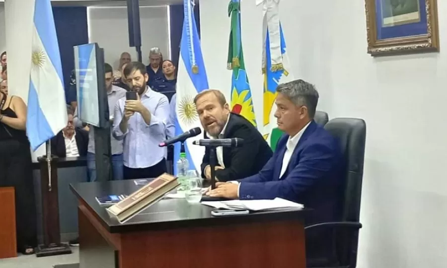 Granados encabez&oacute; la apertura de sesiones en el Concejo Deliberante
