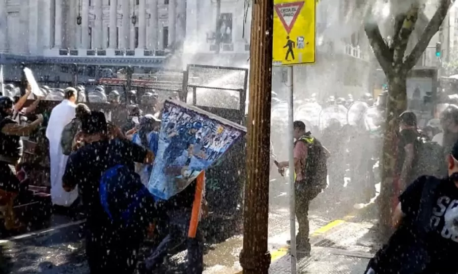 El Gobierno anunci&oacute; que apelar&aacute; la decisi&oacute;n de la Justicia de anular el protocolo antipiquetes