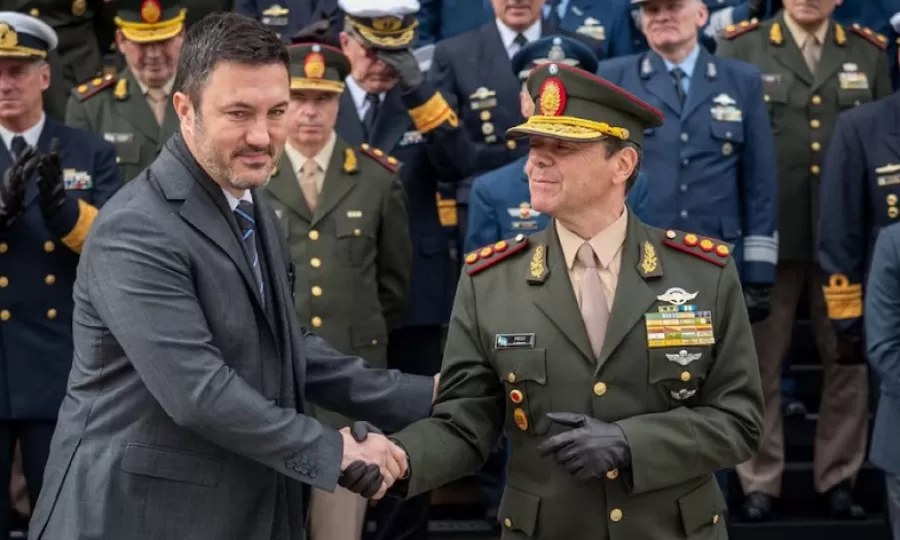 El Gobierno oficializó la designación de Carlos Presti en lugar de Luis Petri en el Ministerio de Defensa