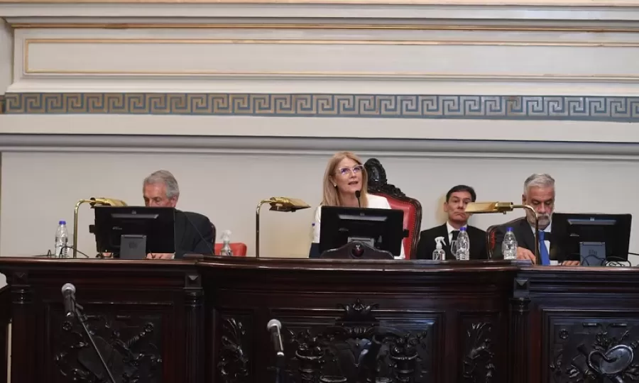 La designación de las autoridades en el Senado bonaerense abrió un nuevo frente de batalla entre CFK y Kicillof