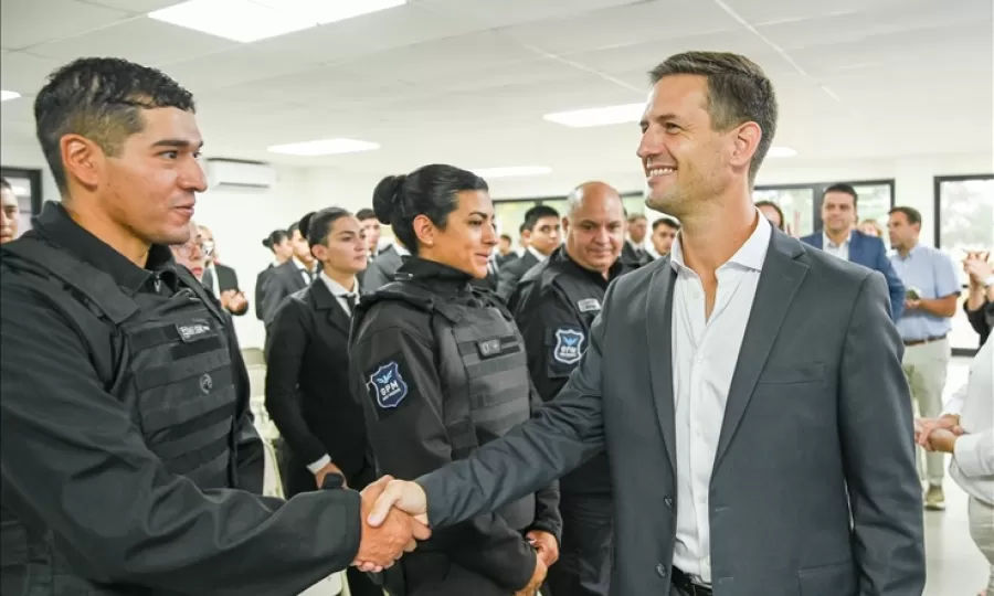 37 futuros agentes policiales