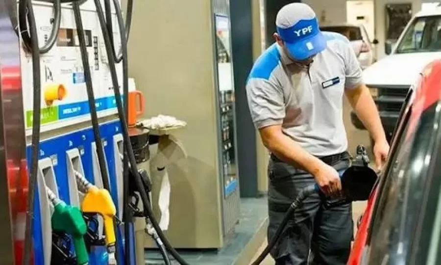 La venta de combustibles cay&oacute; por sexto mes consecutivo y acumula una baja del 9% en lo que va del a&ntilde;o