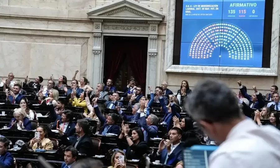 Diputados aprob&oacute; la reforma laboral y el proyecto volver&aacute; al Senado
