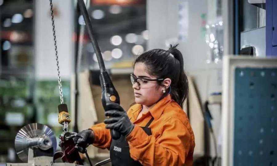 La econom&iacute;a se estanc&oacute; en agosto y qued&oacute; a las puertas de la recesi&oacute;n