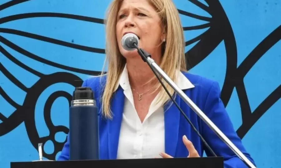 Magario reivindic&oacute; el legado de Evita y destac&oacute; la entrega de viviendas