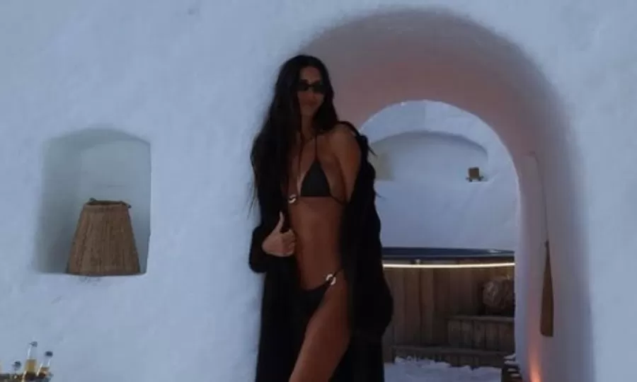 Zaira Nara pos&oacute; descalza y en bikini con 10 grados bajo cero