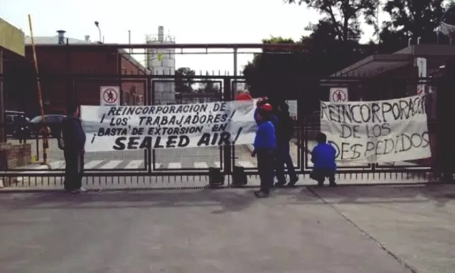 Una petroqu&iacute;mica anunci&oacute; 65 despidos