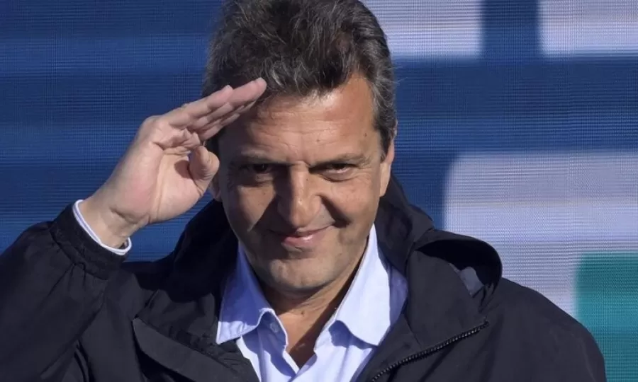 Sergio Massa descarta competir por la sucesi&oacute;n de Kicillof y busca instalar a un intendente propio