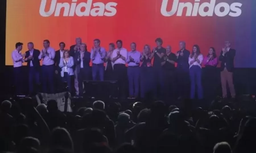 Los gobernadores de Provincias Unidas hablaron del "fracaso" de Javier Milei pero le abren la puerta a discutir más reformas