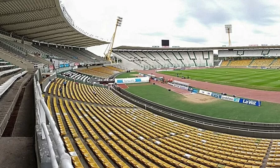 La AFA confirm&oacute; el cronograma de los octavos de final y la sede para la final