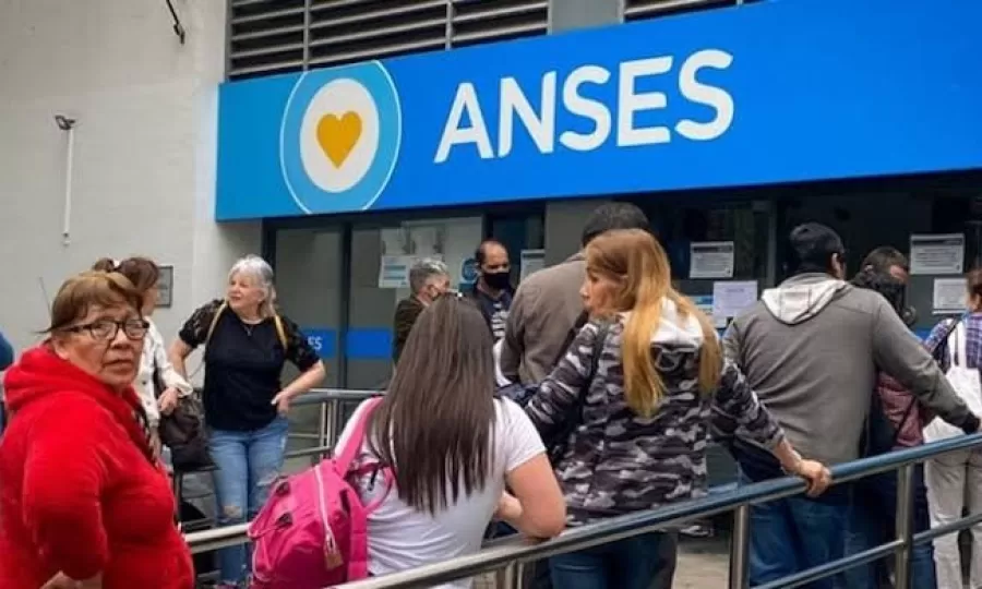 ANSES paga una ayuda a personas que se quedaron sin trabajo