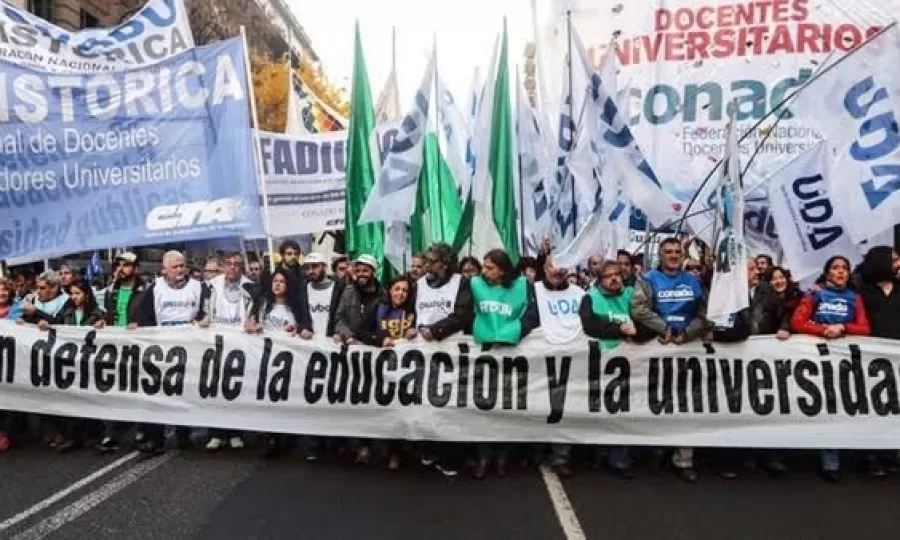 Paro docente universitario: nueva medida de fuerza en reclamo por salarios y presupuesto