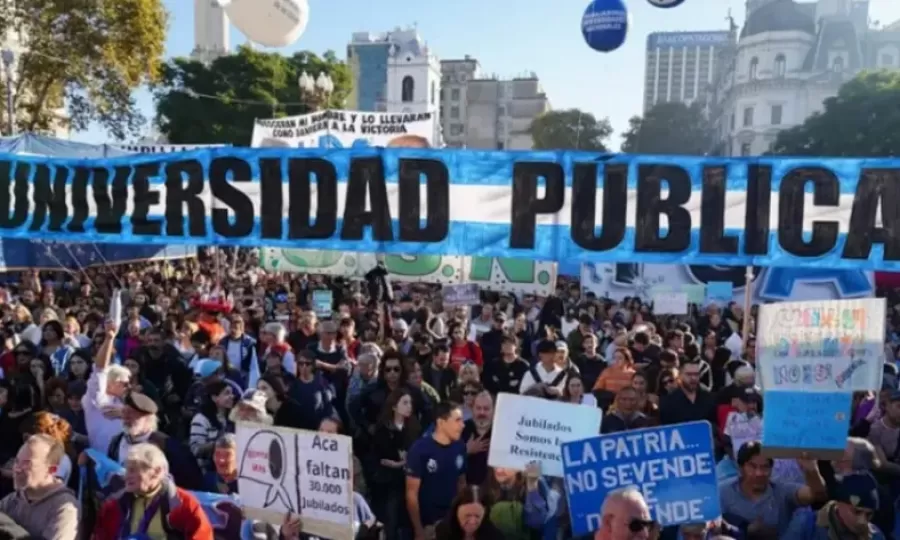 Los gremios rechazaron el 3% ofrecido por el Gobierno y profundizan el reclamo