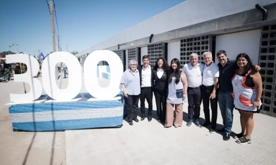 Kicillof inaugur&oacute; el edificio educativo N&deg;300