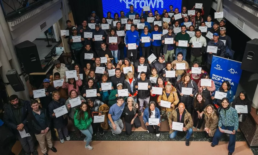 Fabiani y Eichel entregaron certificados tras una capacitaci&oacute;n en RCP y primeros auxilios