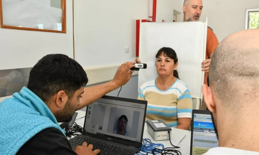Jornadas de gesti&oacute;n de tr&aacute;mites registrales en La Pradera